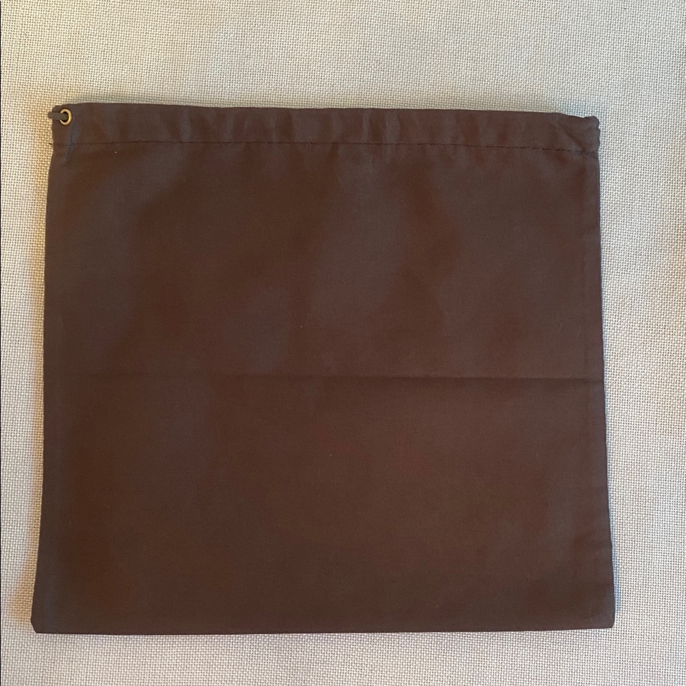 Gucci • Drawstring Dust Bag - Picture 3 of 10